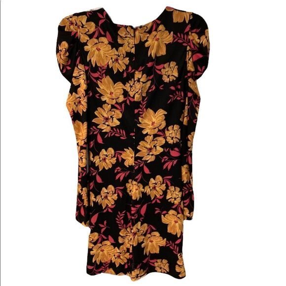 WAYF Ruched Mini Dress - Picture 9 of 10